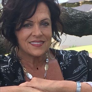 Meet your Posher, Terri